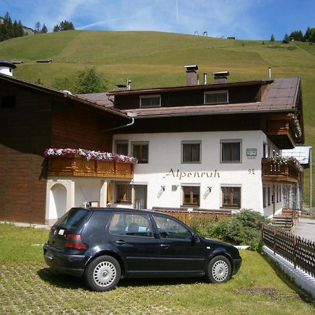 Gastehaus Alpenruh Apartment Holzgau Exterior foto